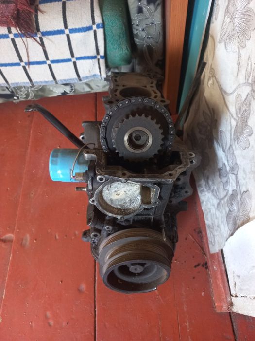 Двигател коропка