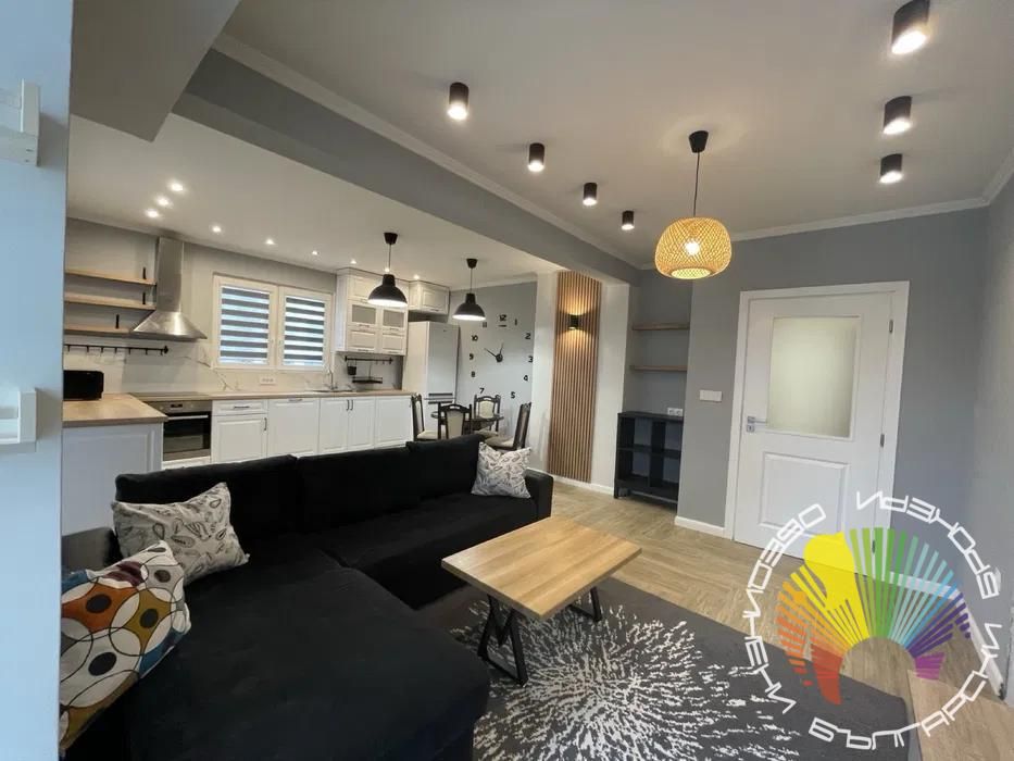 Дава се под наем Тристаен апартамент в Бургас, Възраждане - 87 кв.м за 765 € - Снимка #1