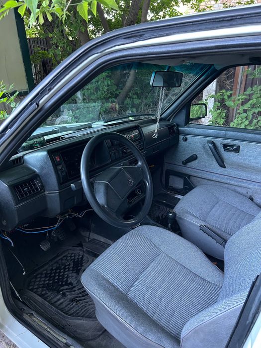 Продаю Volkswagen Golf 2
