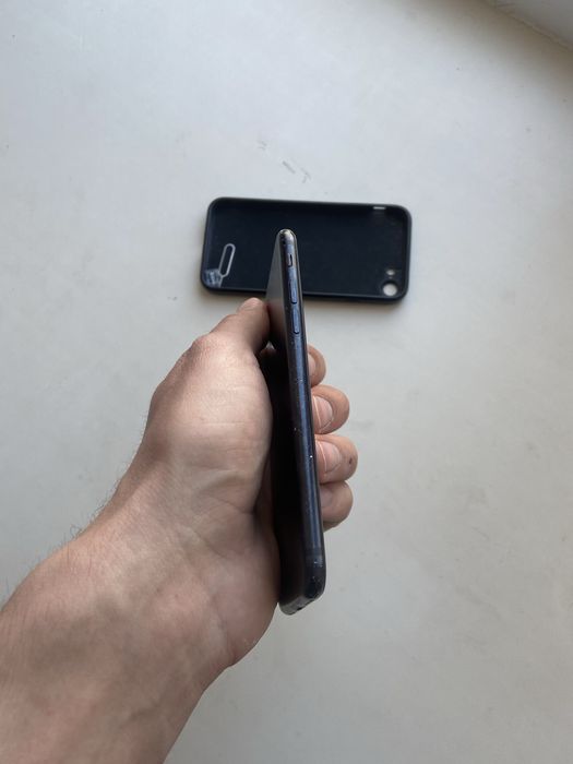 Айфон 7 128 гиг..