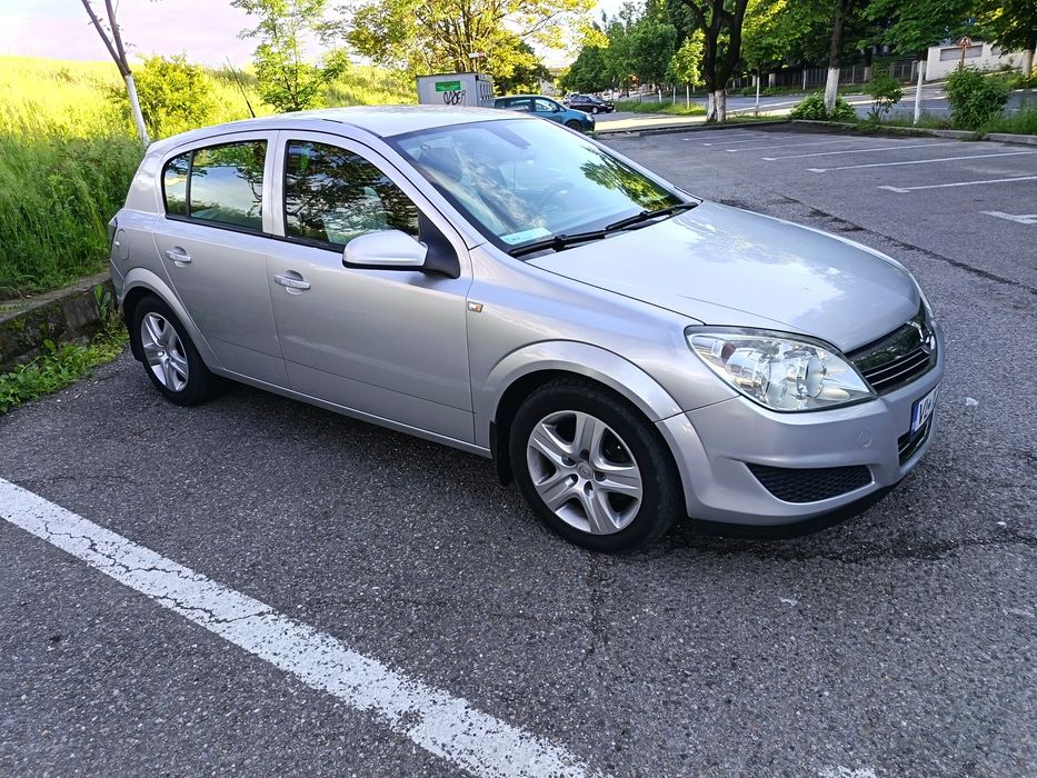 Opel Astra H  2009