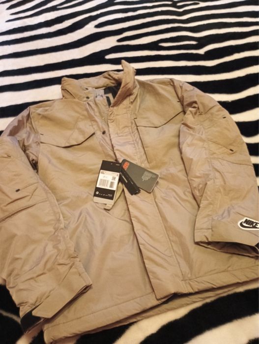 Ново зимно яке nike