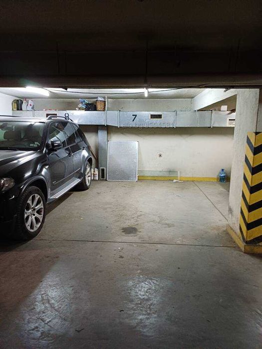 Дава се под наем Гараж / Паркомясто в София, Център - 13 кв.м за 248.88 € - Снимка #3