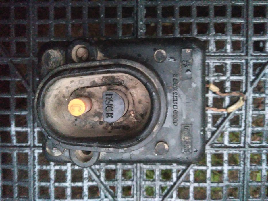 Продам включатель пусковой