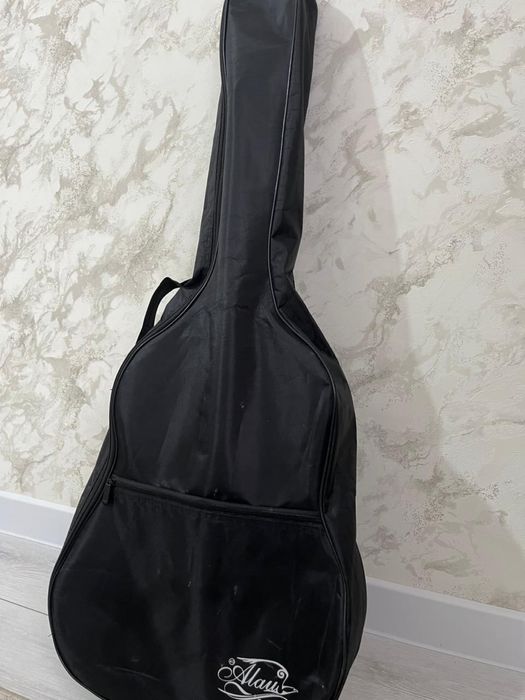 продаеться гитара 40 размер 25 к