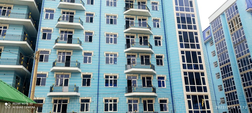 Ottochento. Travertin Fasad ishlari.