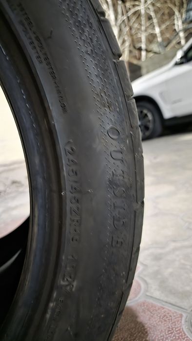 Шины летние 245/45R19