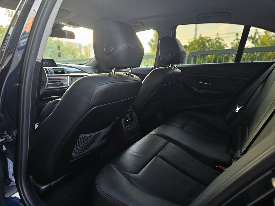 BMW Seria 3 F30 320d EfficientDynamics Luxury Line | 2012 | 160.000 km | Fără accidente