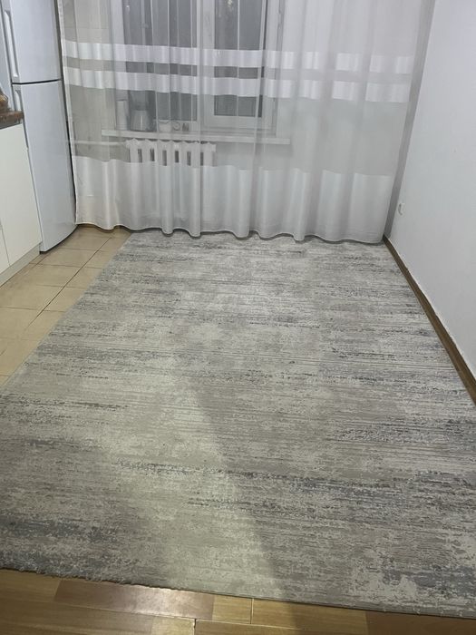 Продам ковер (ковры) в хорошем состоянии