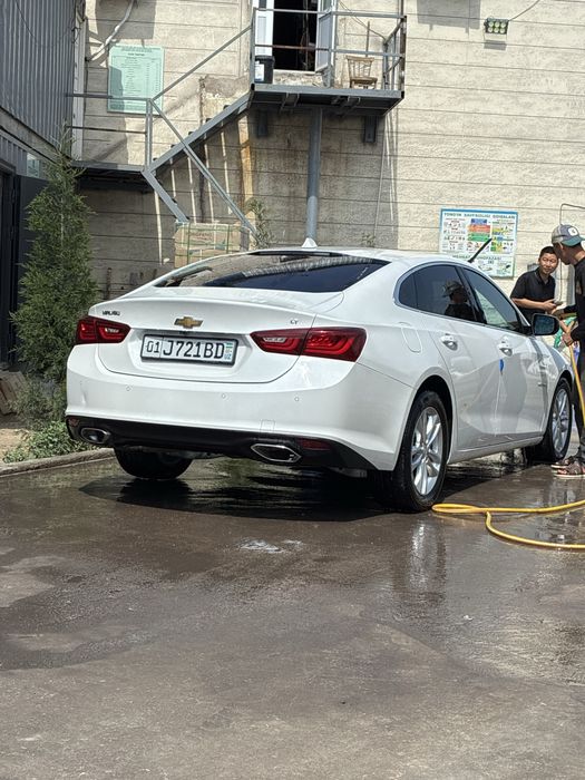 Malibu 2  2.4 240.000 yurgan xolati zor kraskasi orqa ong eshik oldi c