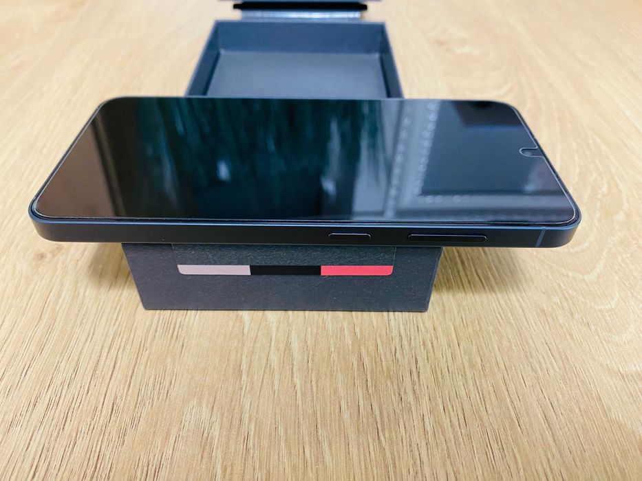 НОВ !!! Samsung Galaxy S25, 12GB RAM, 128GB, 5G, Blueblack