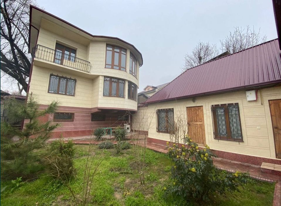 Циалковская дом 3 уровня 250м² (Лот 200124)
