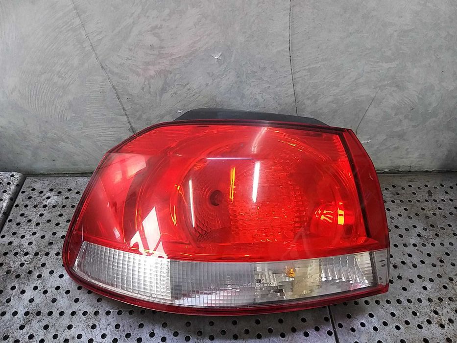 Stop tripla lampa stanga aripa vw golf 6 5k 5k0945095e 89090598