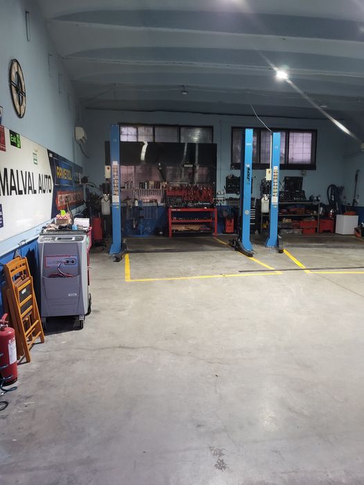 Service   auto de vanzare sau închiriez