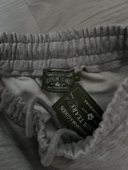 Denim tears екип