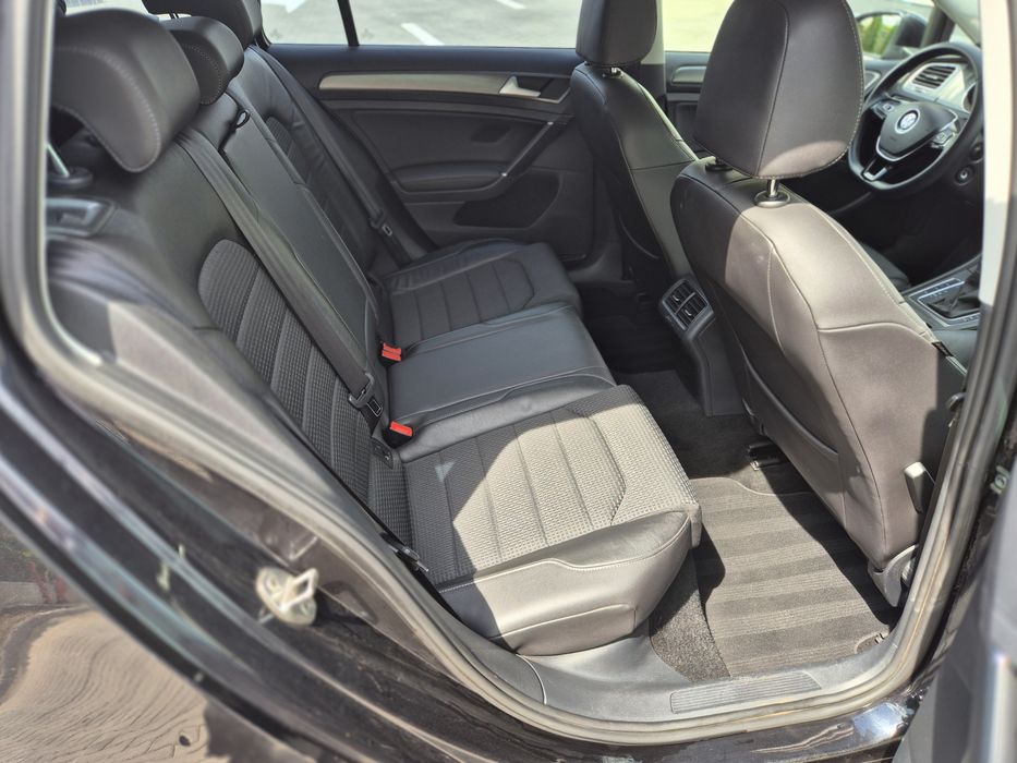 Volkswagen Golf  2.0 TDI