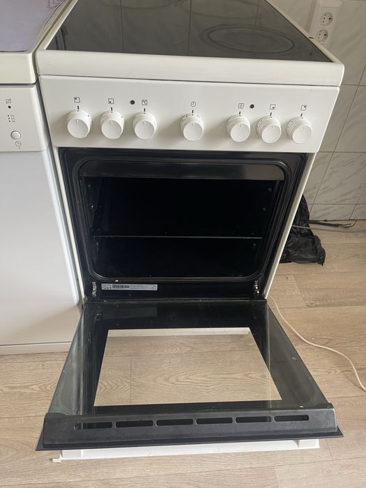 Продам электроплиту