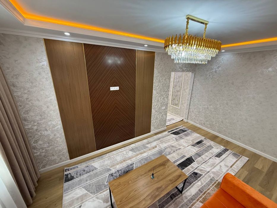 Продается 1в2 комнатная квартира Кадышева Авиасозлар 2 Школа 151