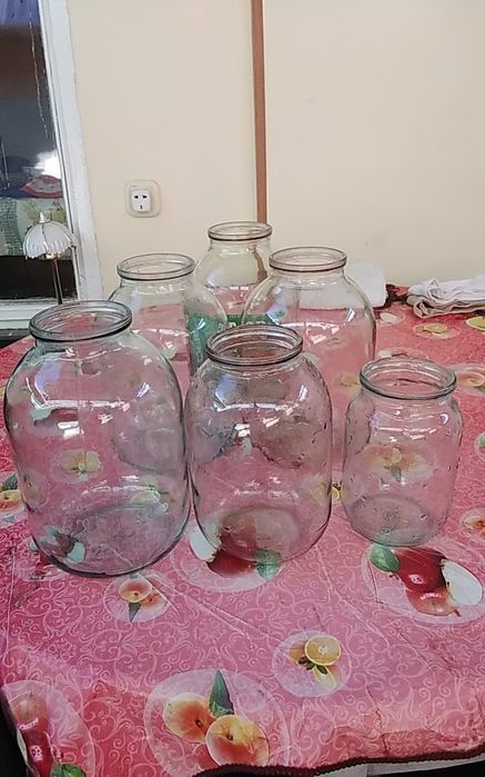 Продаем  банки для консервации.