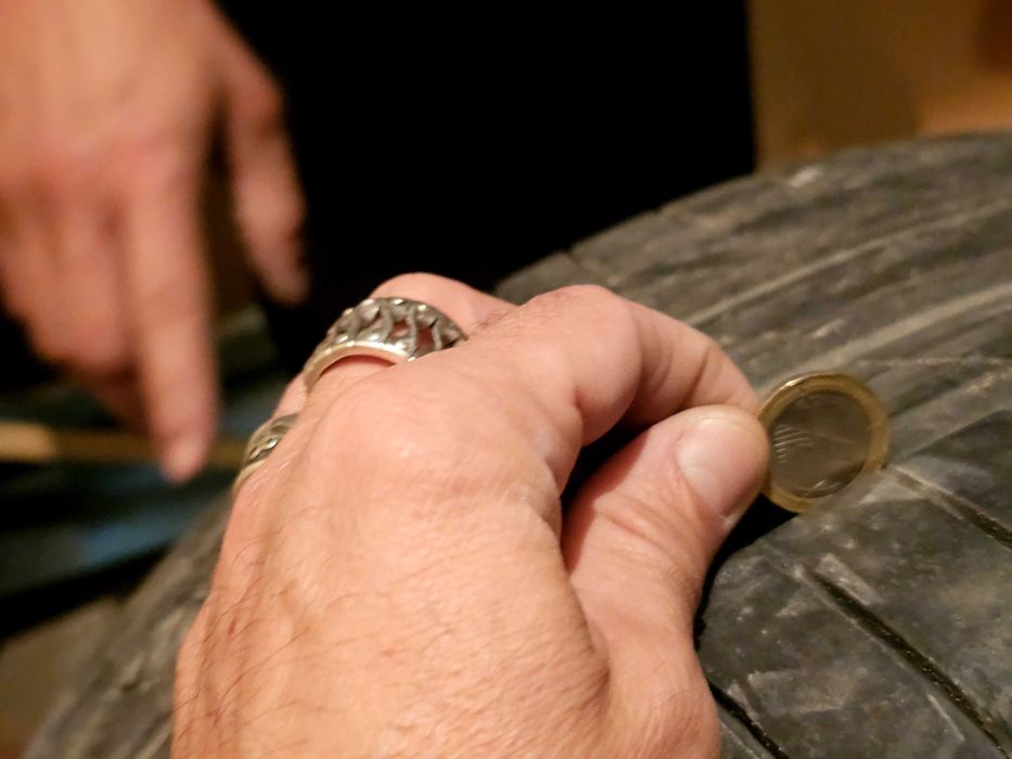 Гуми Kumho- летни 255/40/19