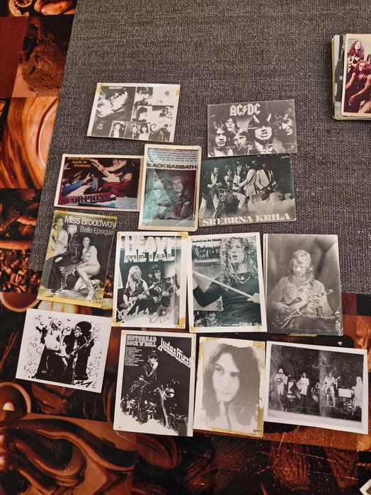 Продават се стари снимки