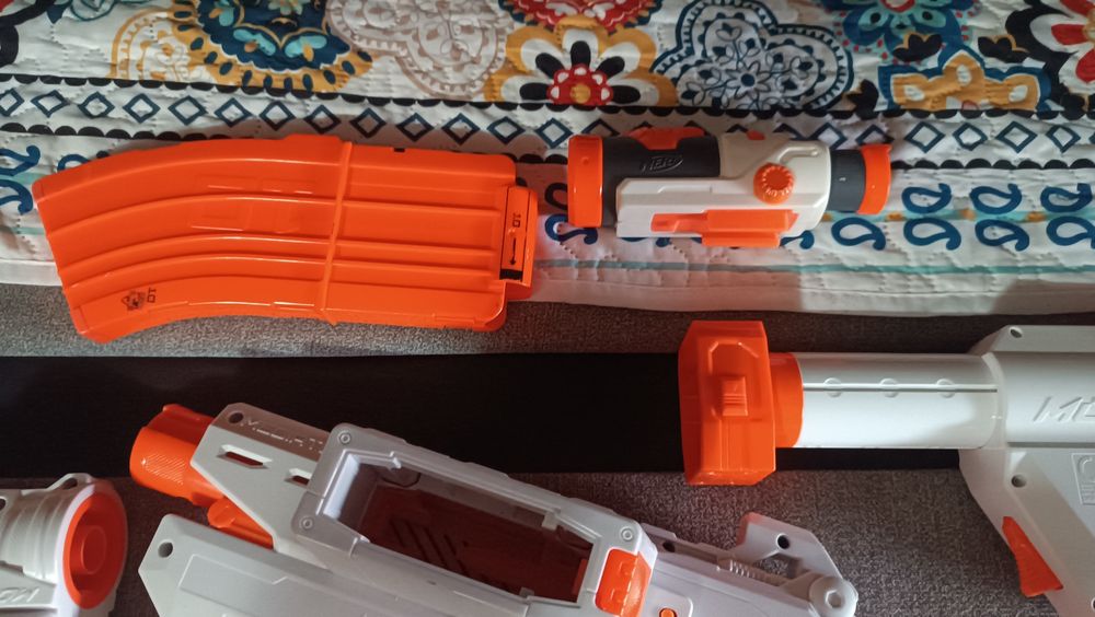 Pusca Nerf Modulus 80 cm cu accesorii plus gloante