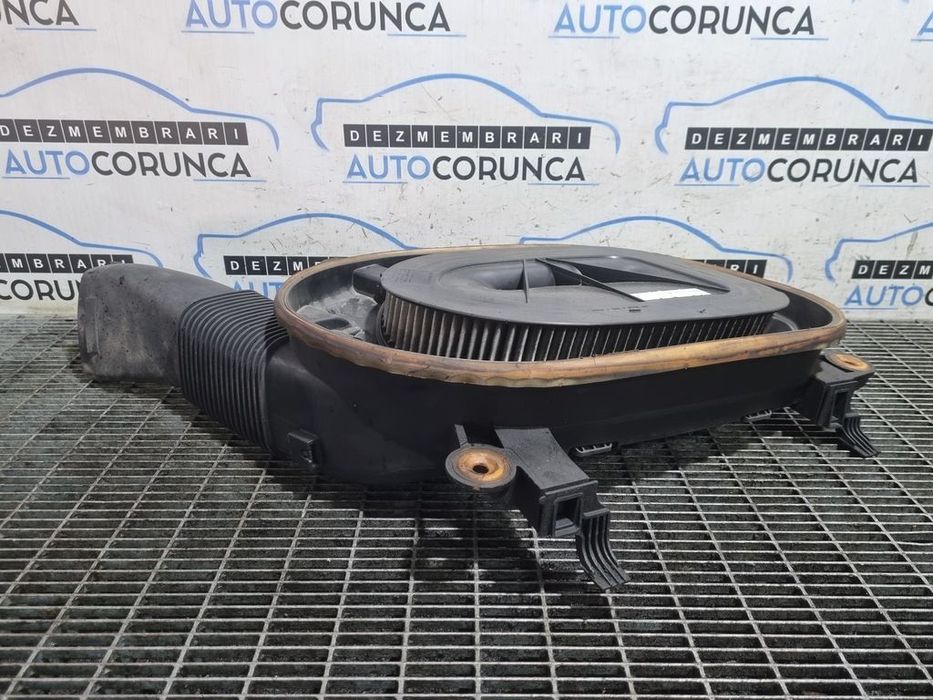 Carcasa filtru aer BMW X3 F25 2.0 D 2010 - 2014 (1246) 1371811027