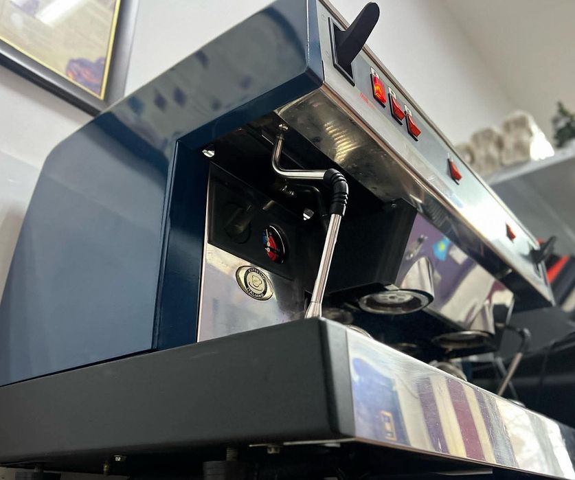 Кофемашина Nuova Simonelli