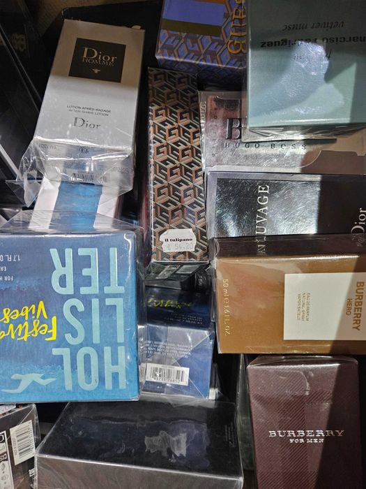 Parfum Original noi la cutie!