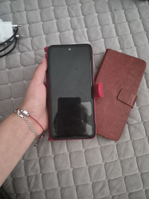 Продам Samsung A52