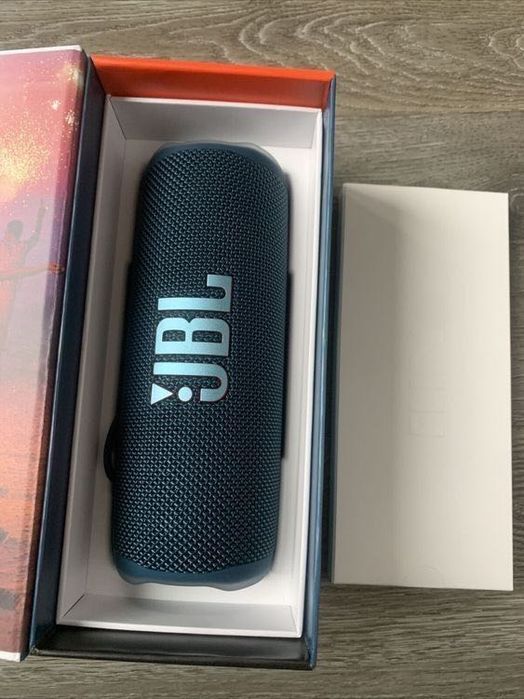 Колонка jbl flip 6 безжична ЧИСТО НОВА