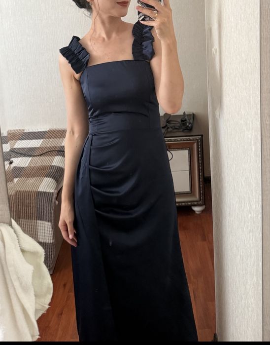 продам платье 5000тг