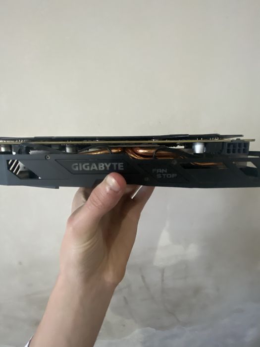 Видеокарта RX 570 4gb игровая