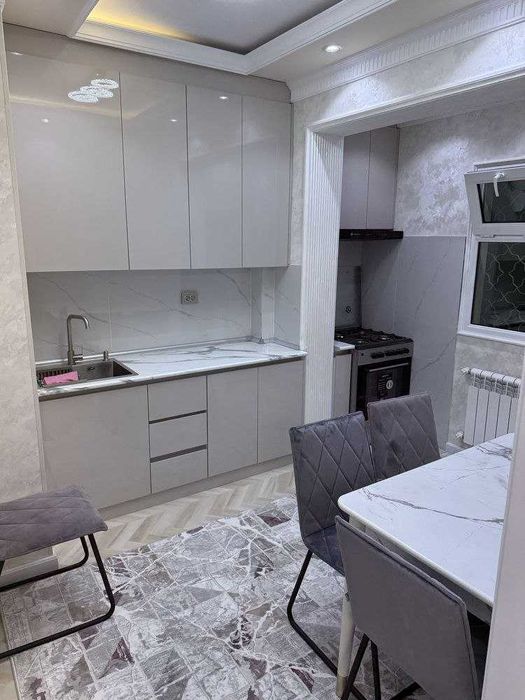 V3567 ПРОДАЕТСЯ 2/1/4 на: Юнусабад-6 43м2