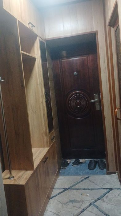 Nurafshonda To'y tepada Srochna kvartira sotiladi Sentralniy joyda 2 -