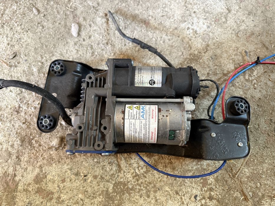 Compresor perne BMW X5 / X6 E70/E71