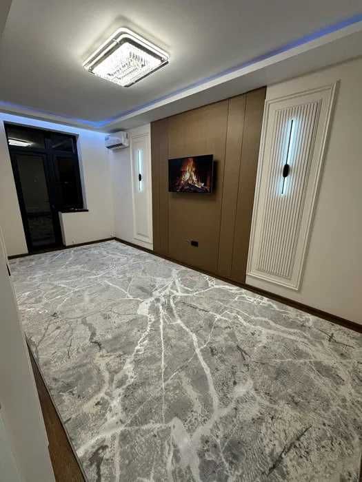 Юнусабад 13 кв 3-ком 4-этаж/8 Новостройка Кирпичный Мебель +техника.