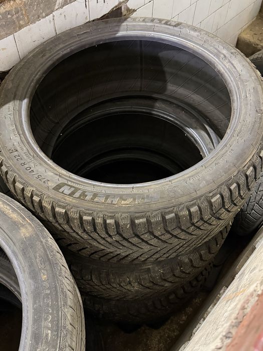 Мишлен покрышка 275/40/R22
