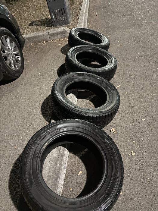 Шина R15 фирмы DUNLOP
