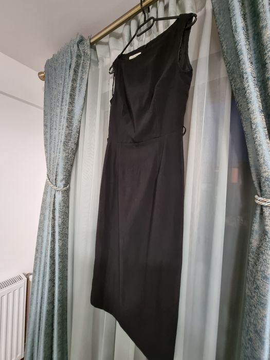 Rochie Christian Berg