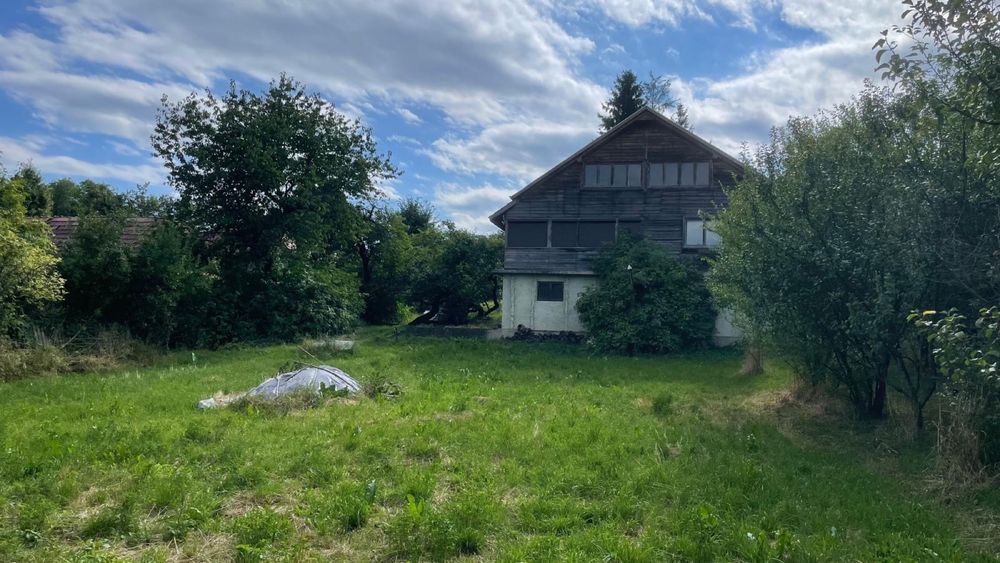 Casa din caramida, mobilata si utilata - Gura Leorzii, Comanesti