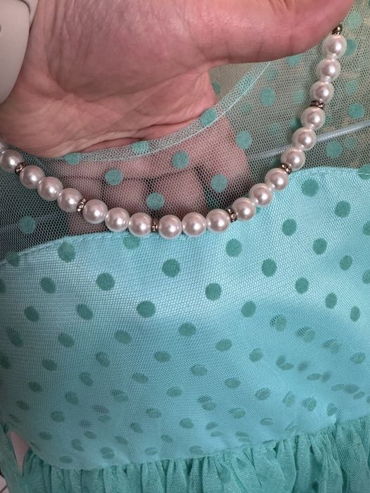 Продам шикарное платье на девочку