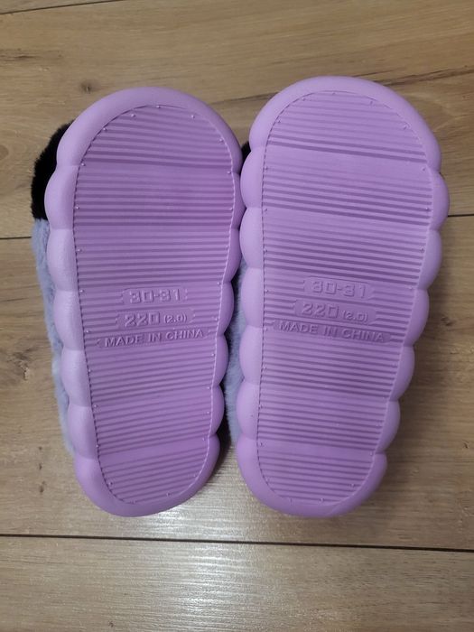 Детски пантофки Куроми