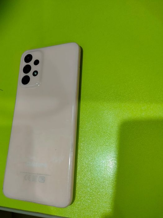 Телефон  очень хороший  по низкой цене, он у меня всегда 3 месяца