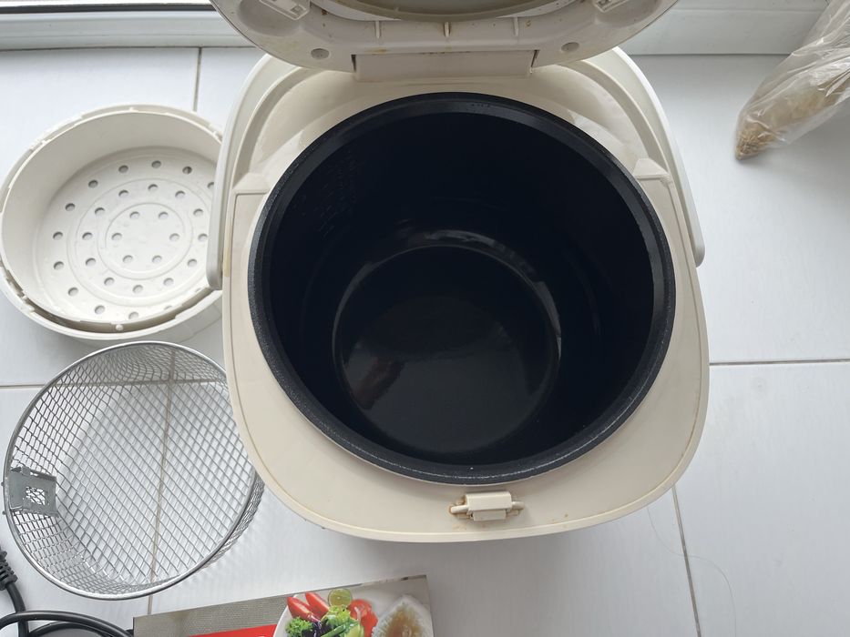 Продам мультварку