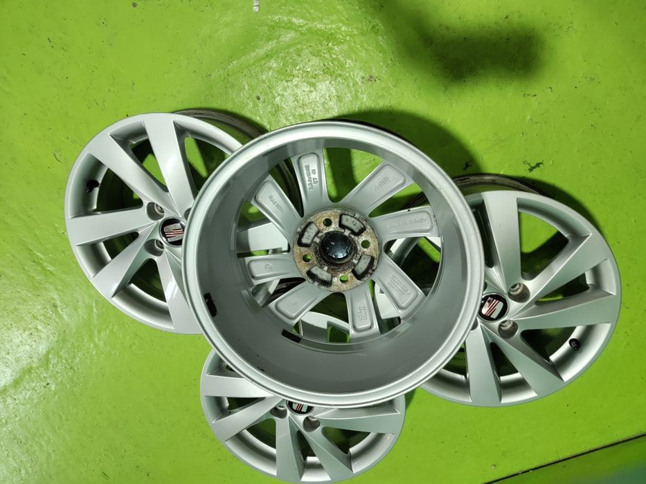 15 4x100 seat vw up лети джанти 4х100