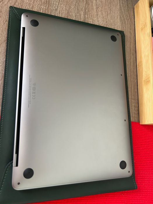MacBook Pro, М2, 13-дюмовый