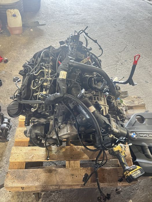 На части! Двигател от BMW N47D20C