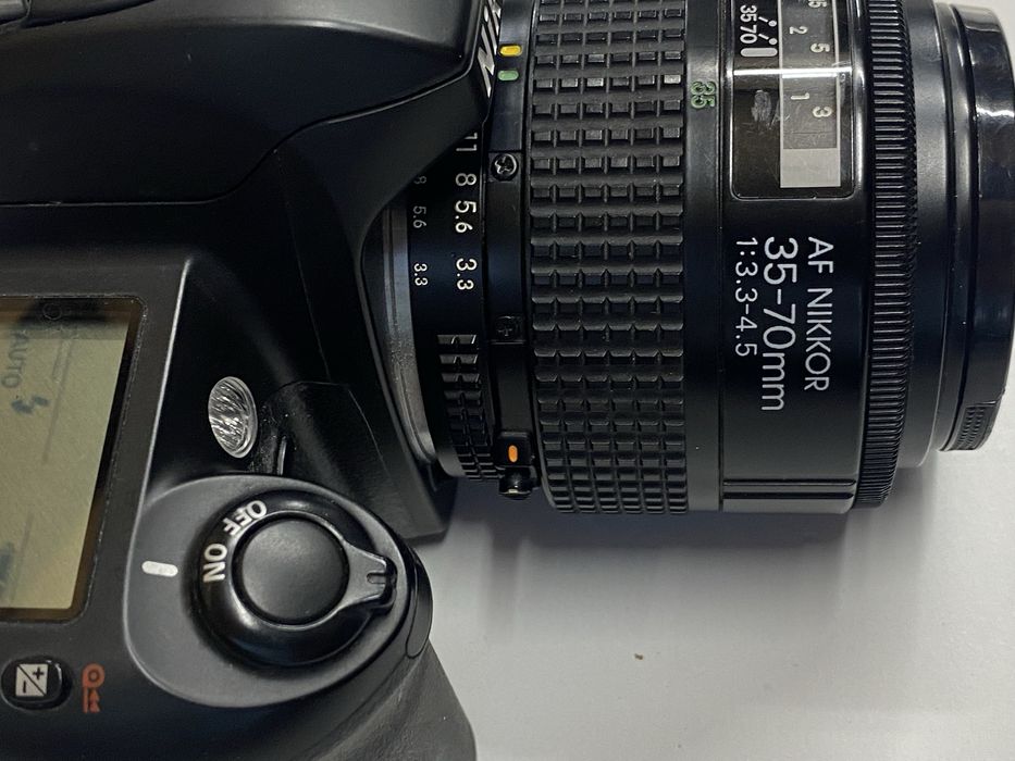Aparat foto analog Nikon F 65-obiectiv AF Nikkor 35-70 / 80 mm