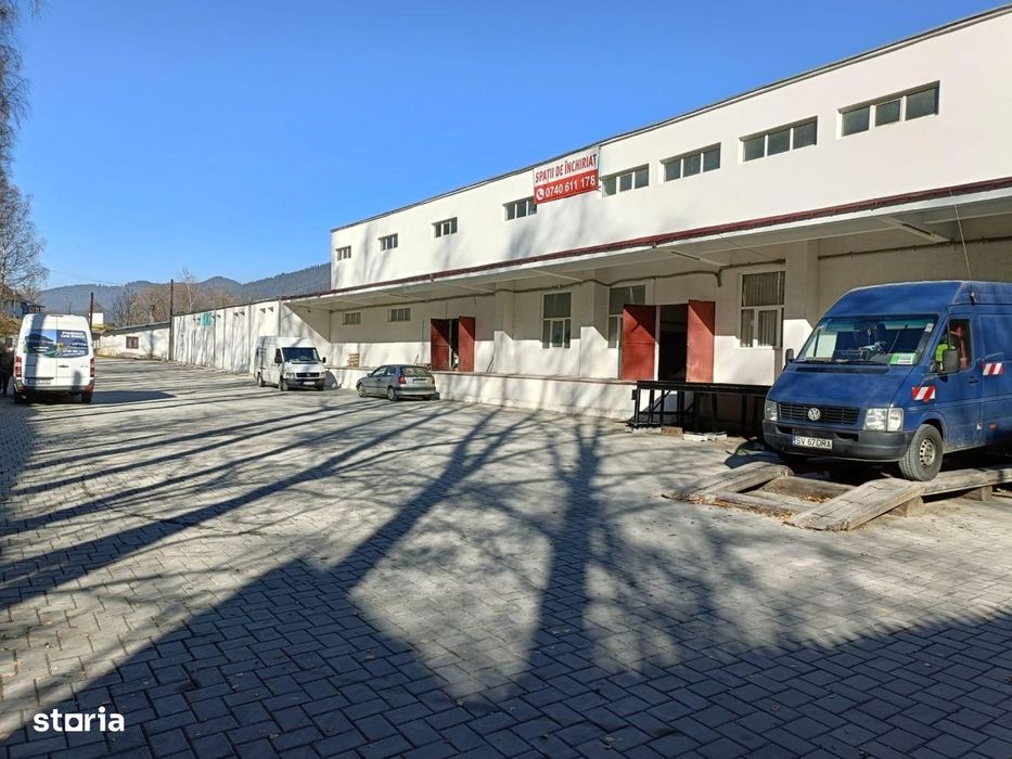 Închiriez spatii de depozitare